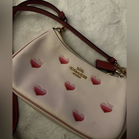 Teri Shoulder Bag With Stripe Heart Print (limited edition) - Picture 1 of 7